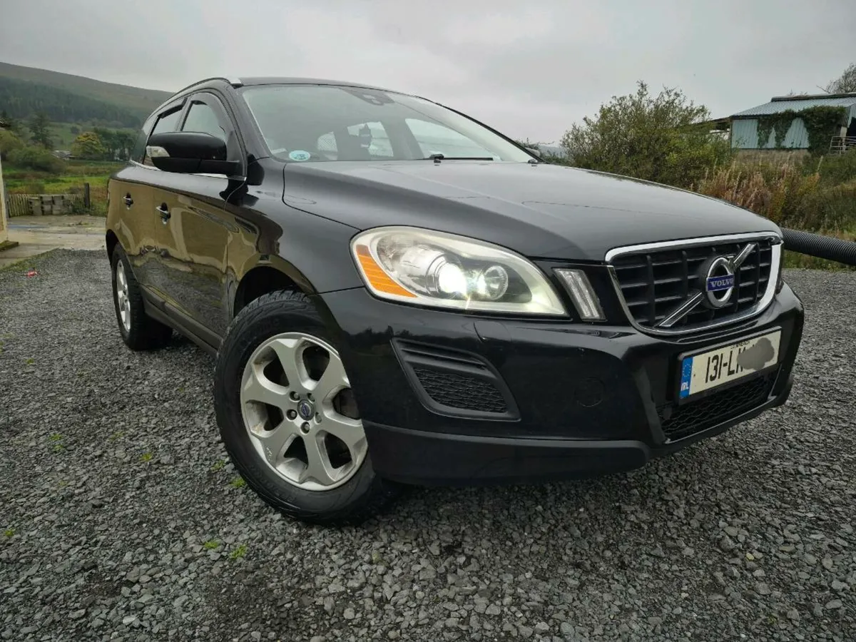 2013 Volvo xc60 2.4 GT AWD - Image 1