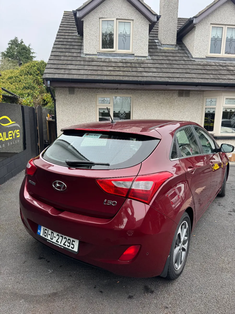 Hyundai i30 2016 - Image 2
