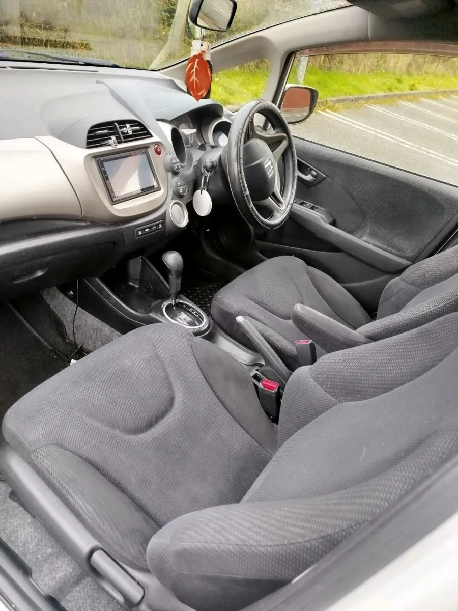 Honda Fit 2014 Petrol Hybrid - Image 4