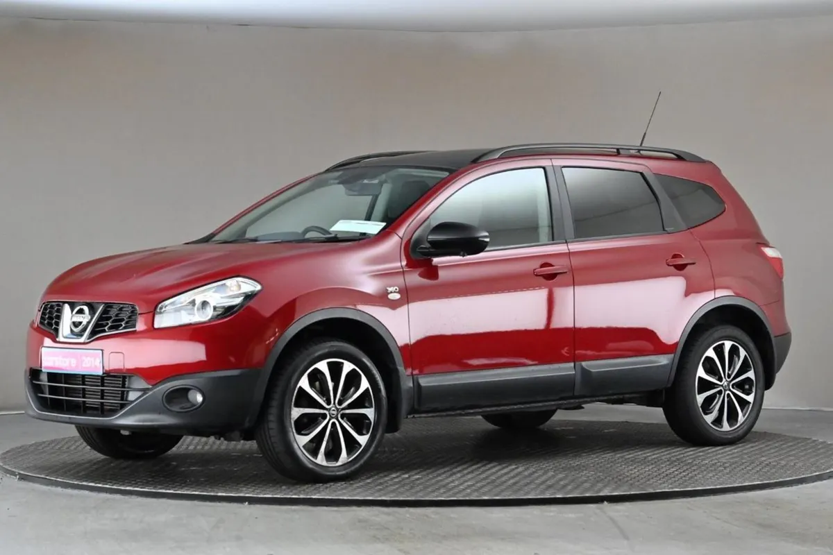 Nissan Qashqai +2 1.5 DCI 6spd  glass Roof 360pan - Image 4