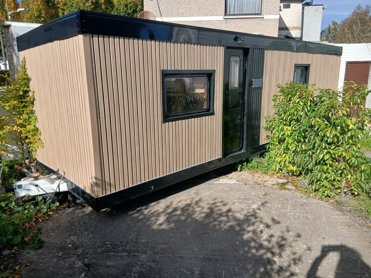 Log Cabin Garden Room - Image 1