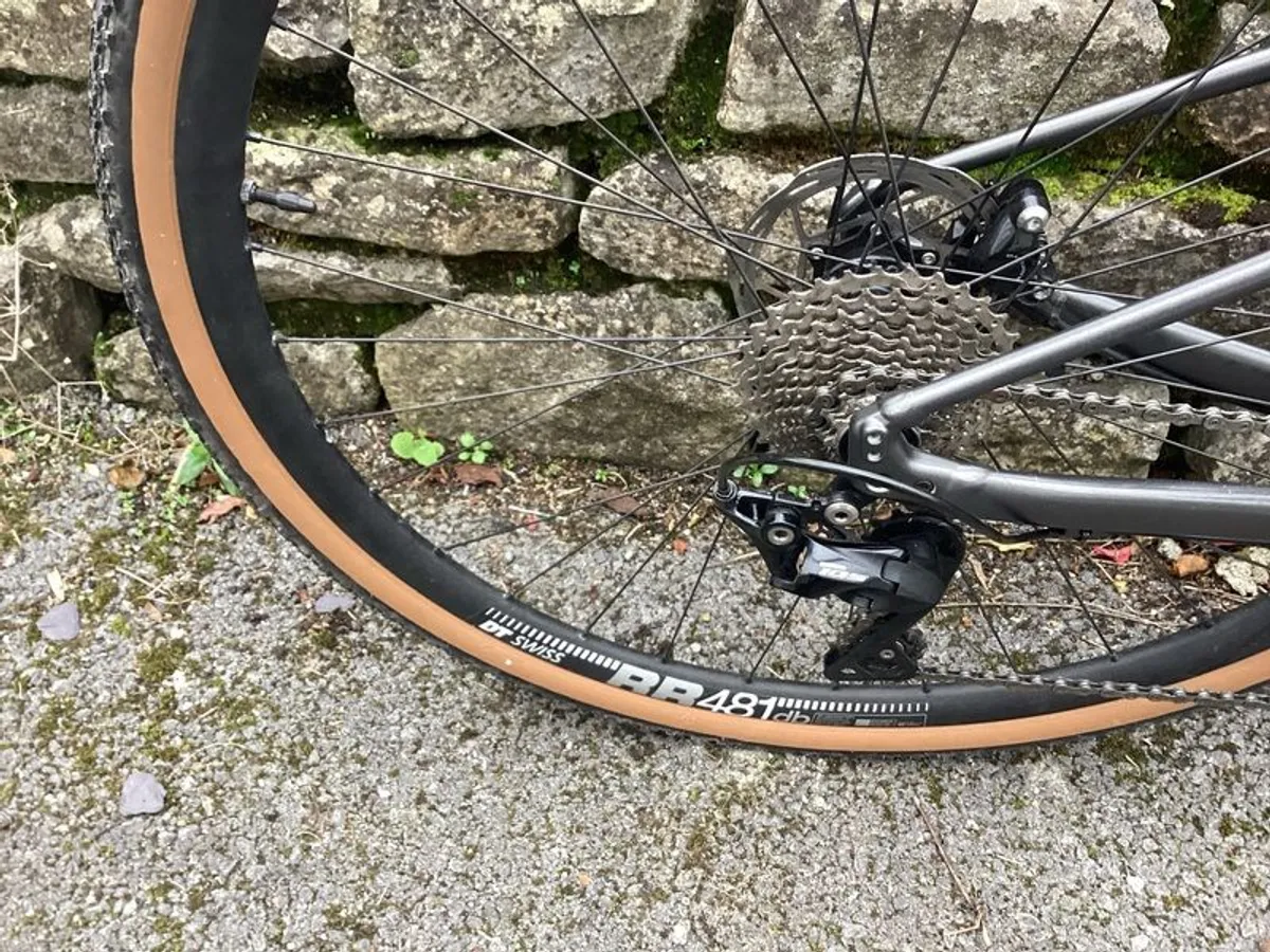 Specialized Diverge 52cm Gravel Bike - Image 2