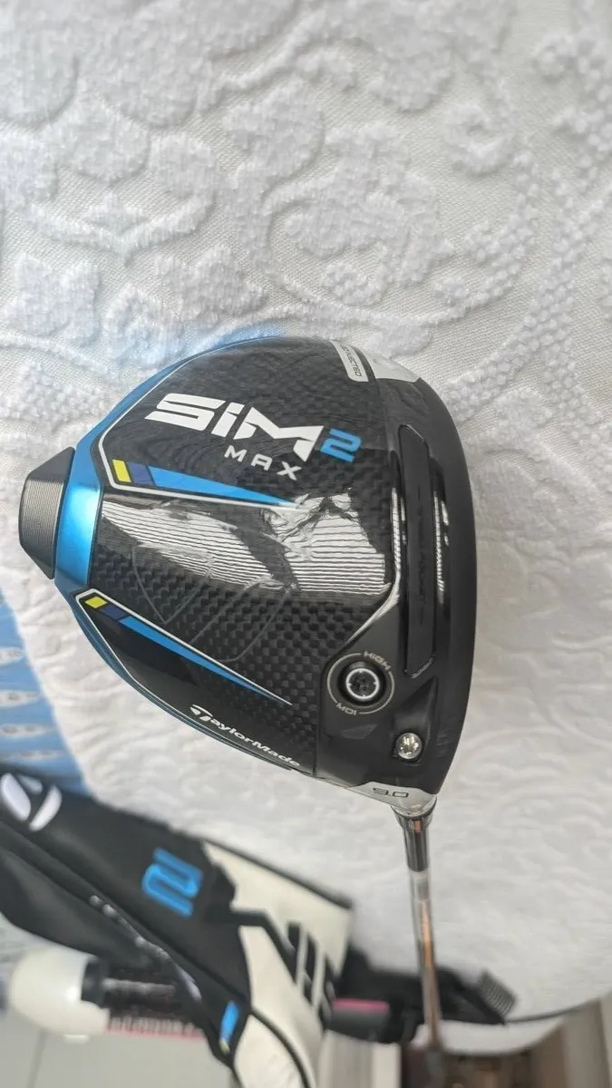 Taylormade Sim 2 Max driver (Stiff Flex) - Image 1