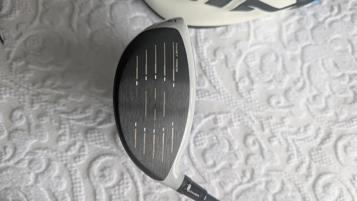 Taylormade Sim 2 Max driver (Stiff Flex) - Image 2