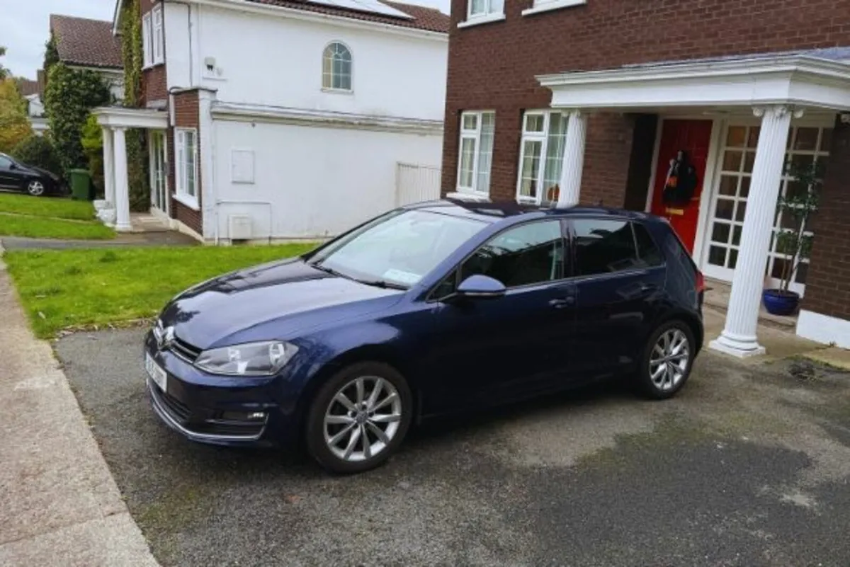 Volkswagen Golf 2.0 TDi Bluemotion - Image 3