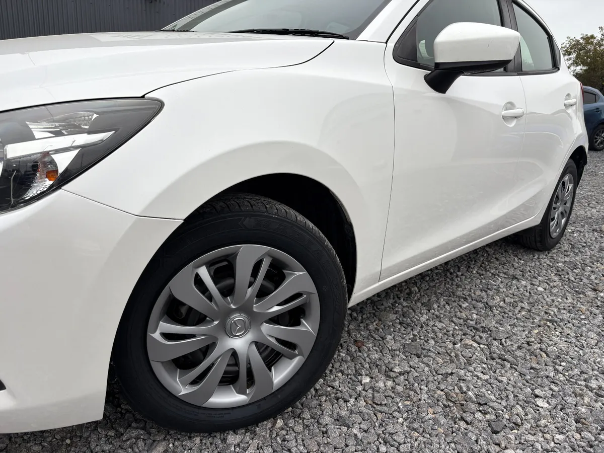Mazda Demio - Image 3