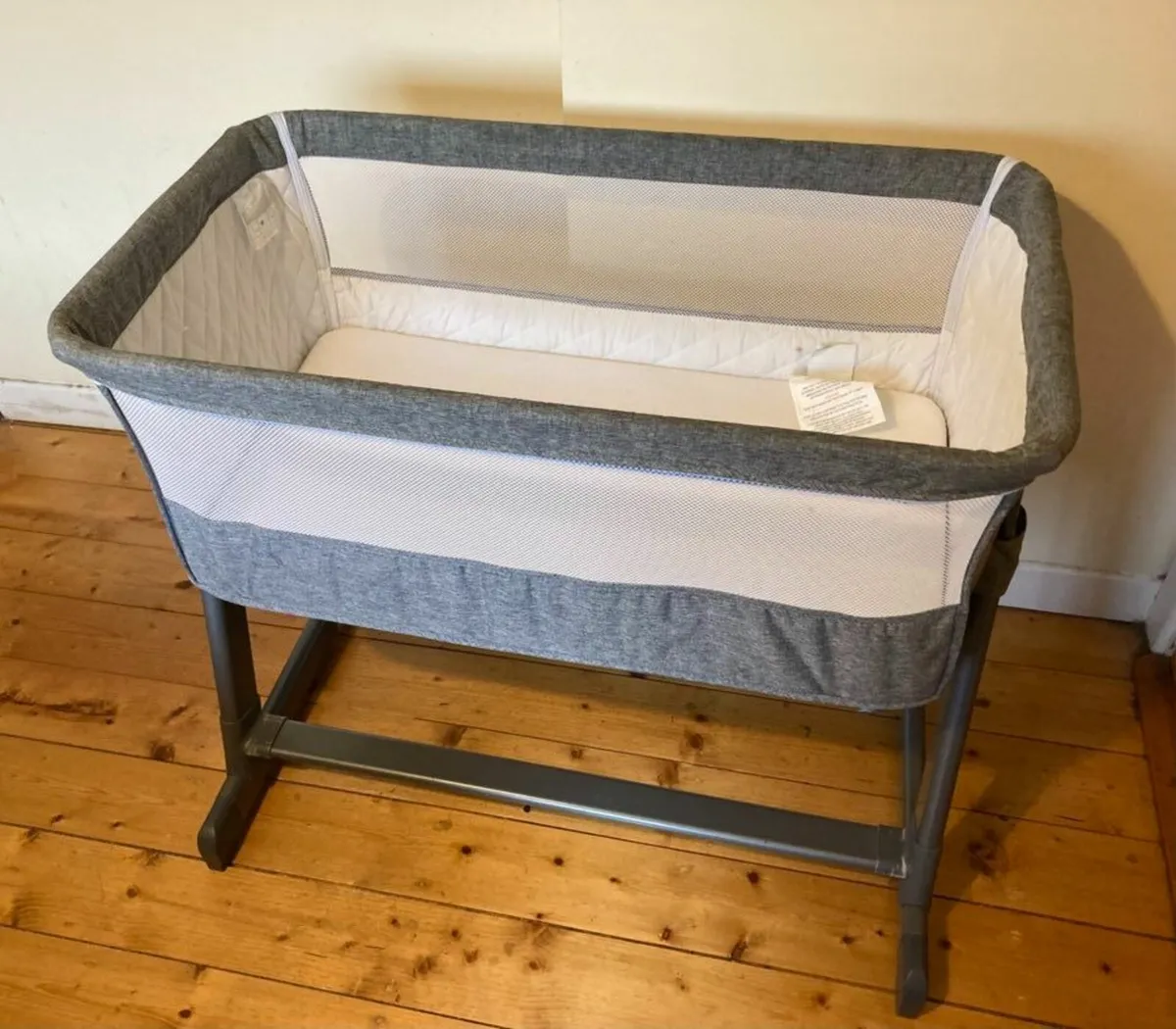 Babylo Cozi Sleeper Bedside Crib + Mattress - Image 3