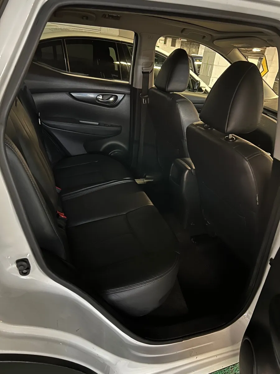 Nissan Qashqai 2017 - Image 2