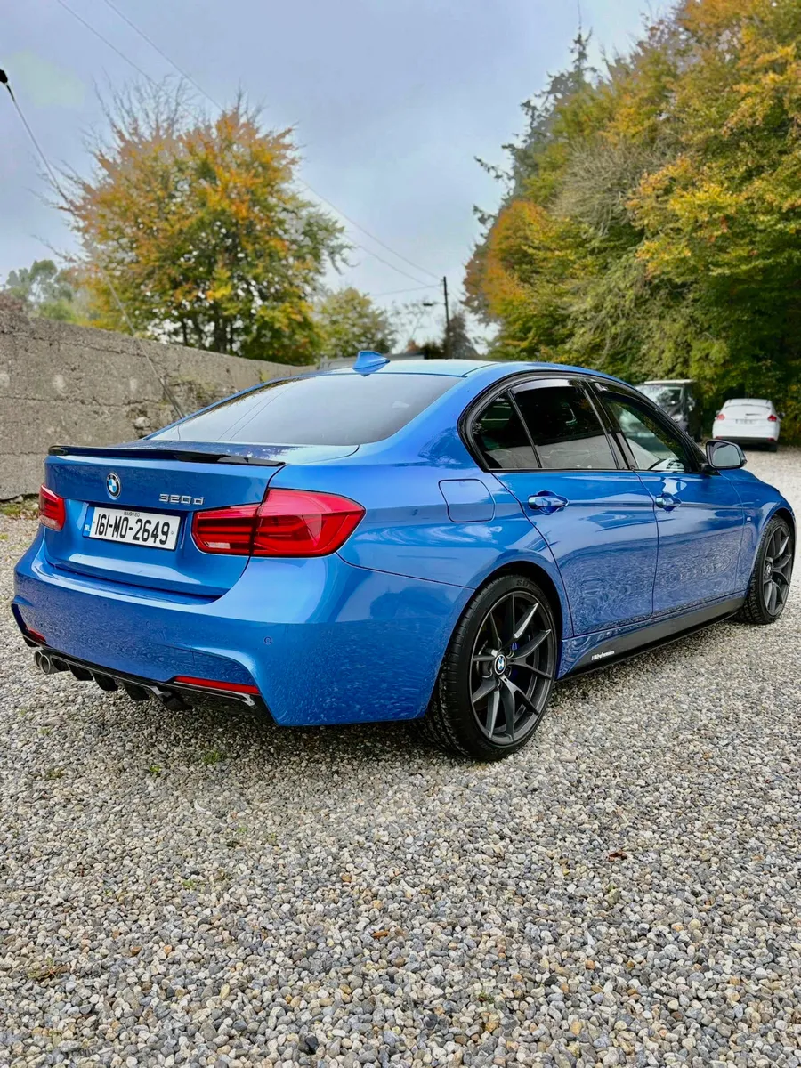 BMW 3-Series 2016 - Image 3