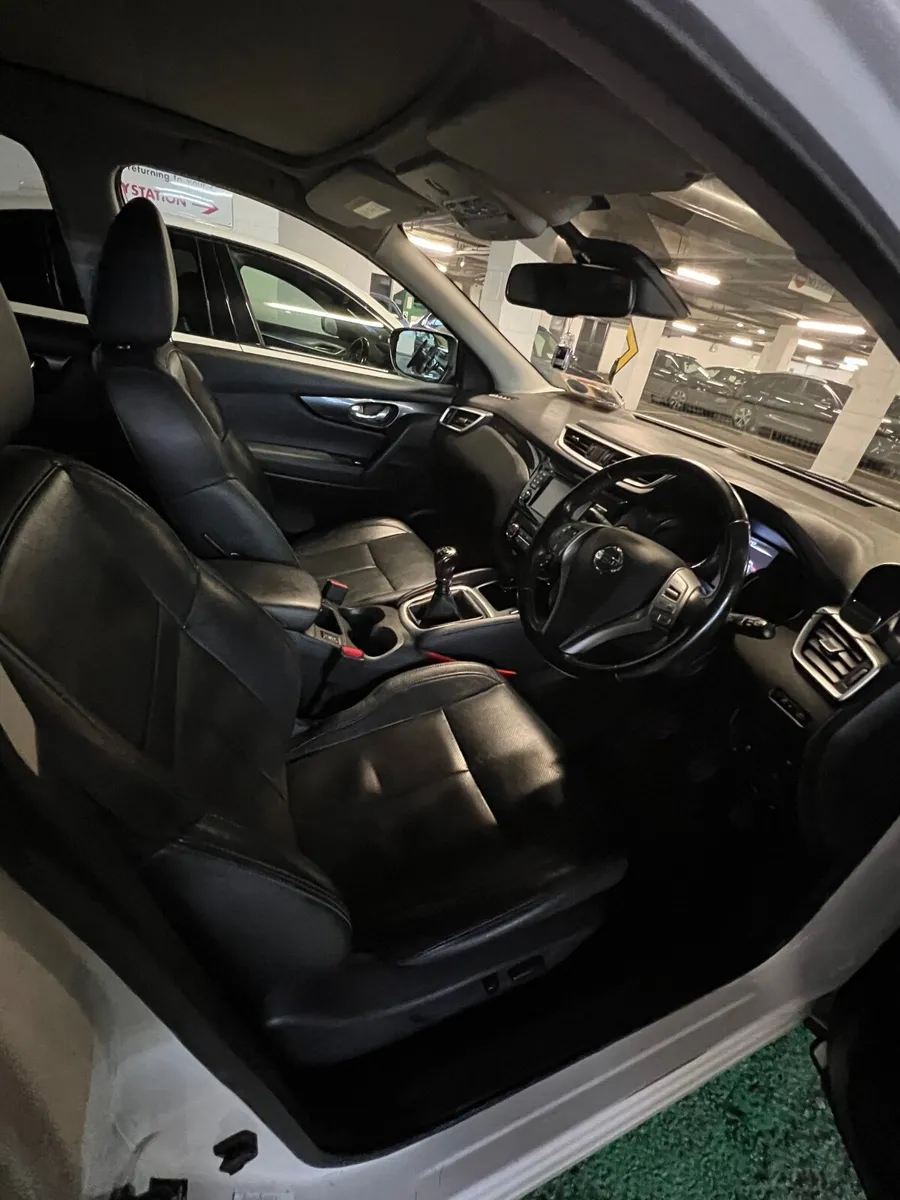 Nissan Qashqai 2017 - Image 3
