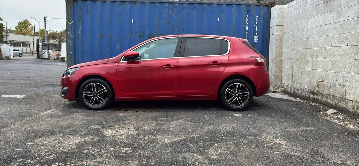 PEUGEOT 308 AUTOMATIC 131,000KMS - Image 2