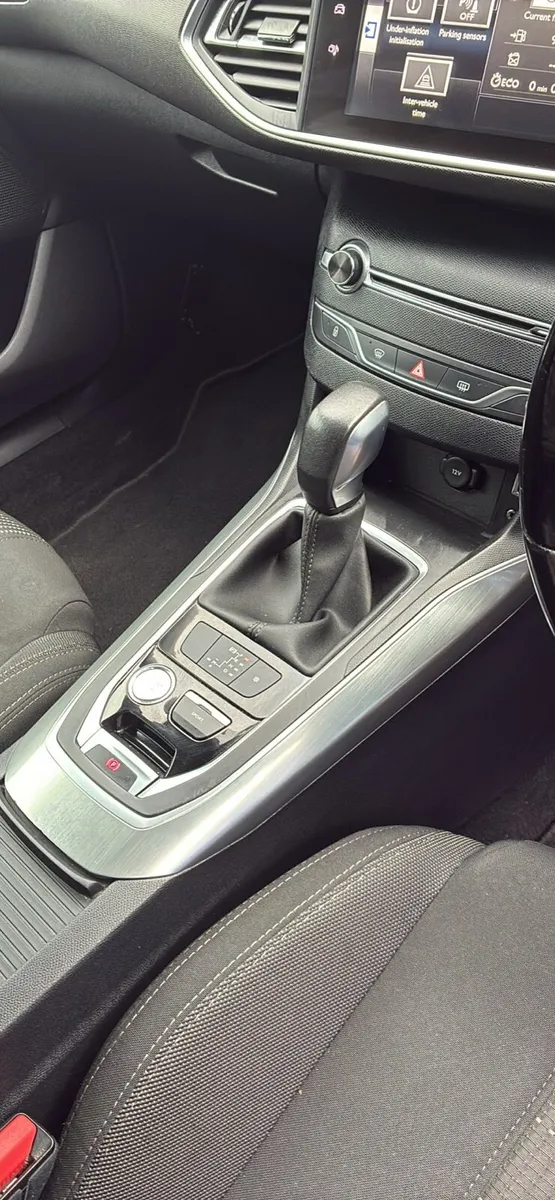 PEUGEOT 308 AUTOMATIC 131,000KMS - Image 3
