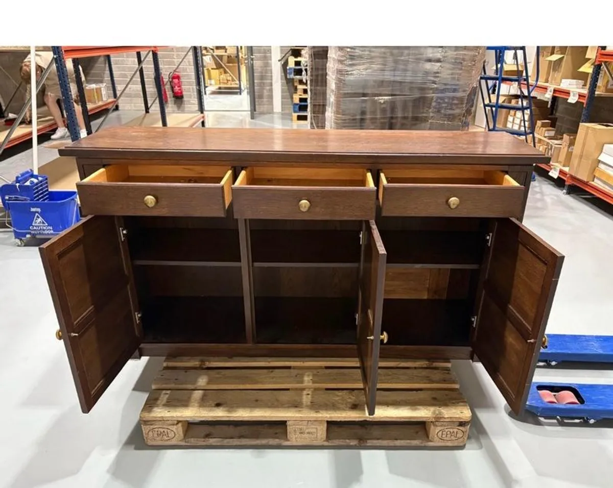 Sideboard with louvre doors heavy item - Image 2