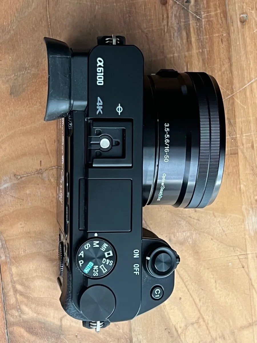 Sony a6100 and accessories - Image 4