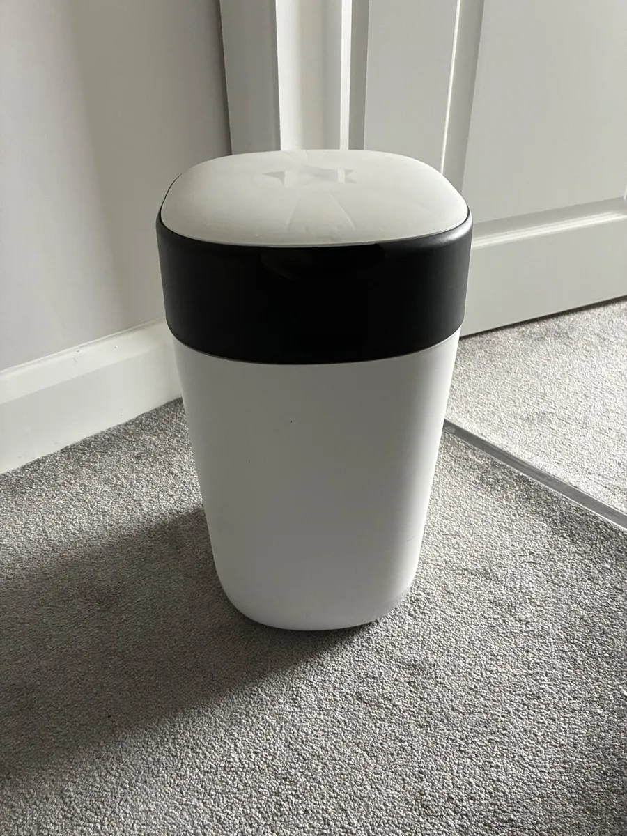 Tommee Tippee Twist and Click and refillls - Image 3