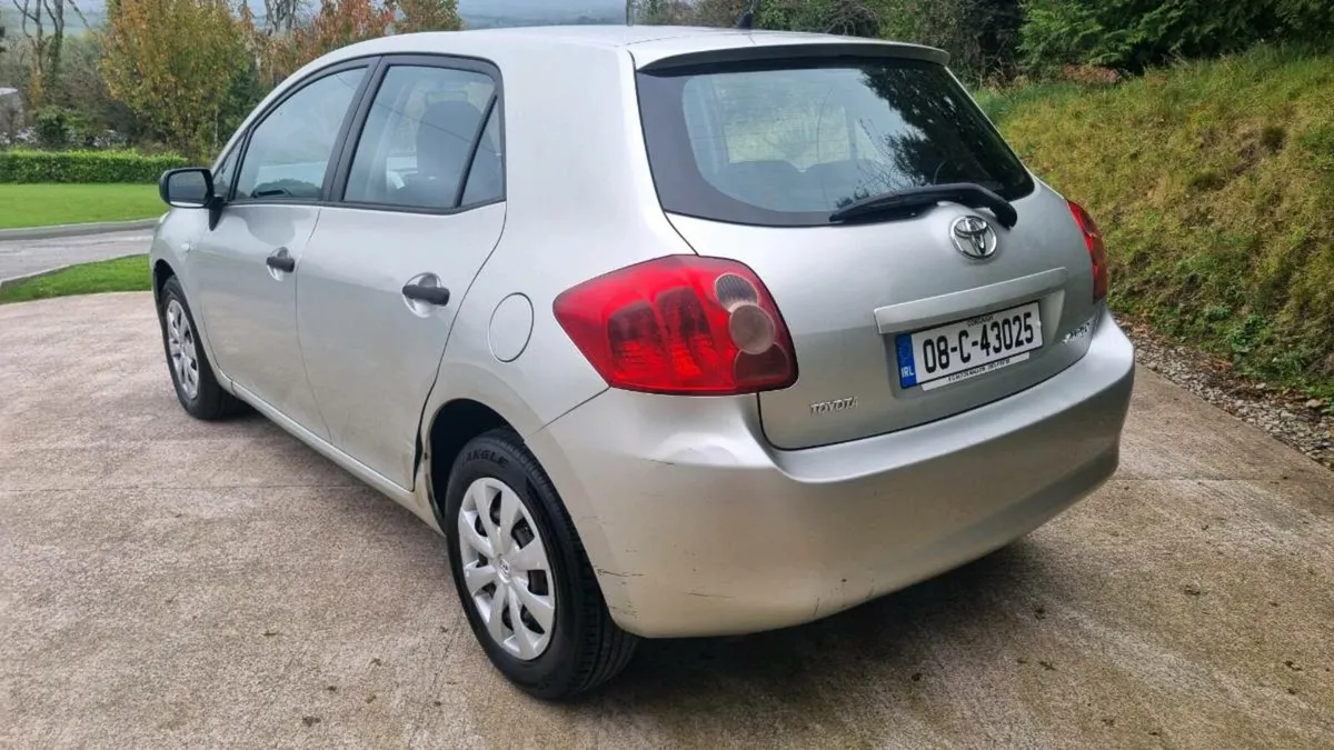 TOYOTA AURIS 1.4 DIESEL FULLY REFURBISHED - Image 3
