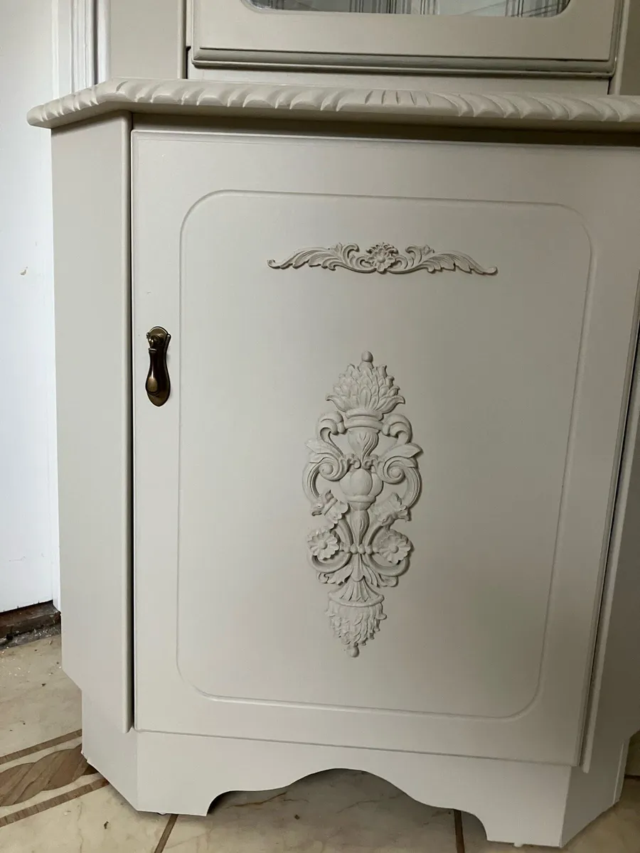 Corner Display Cabinet - Image 4