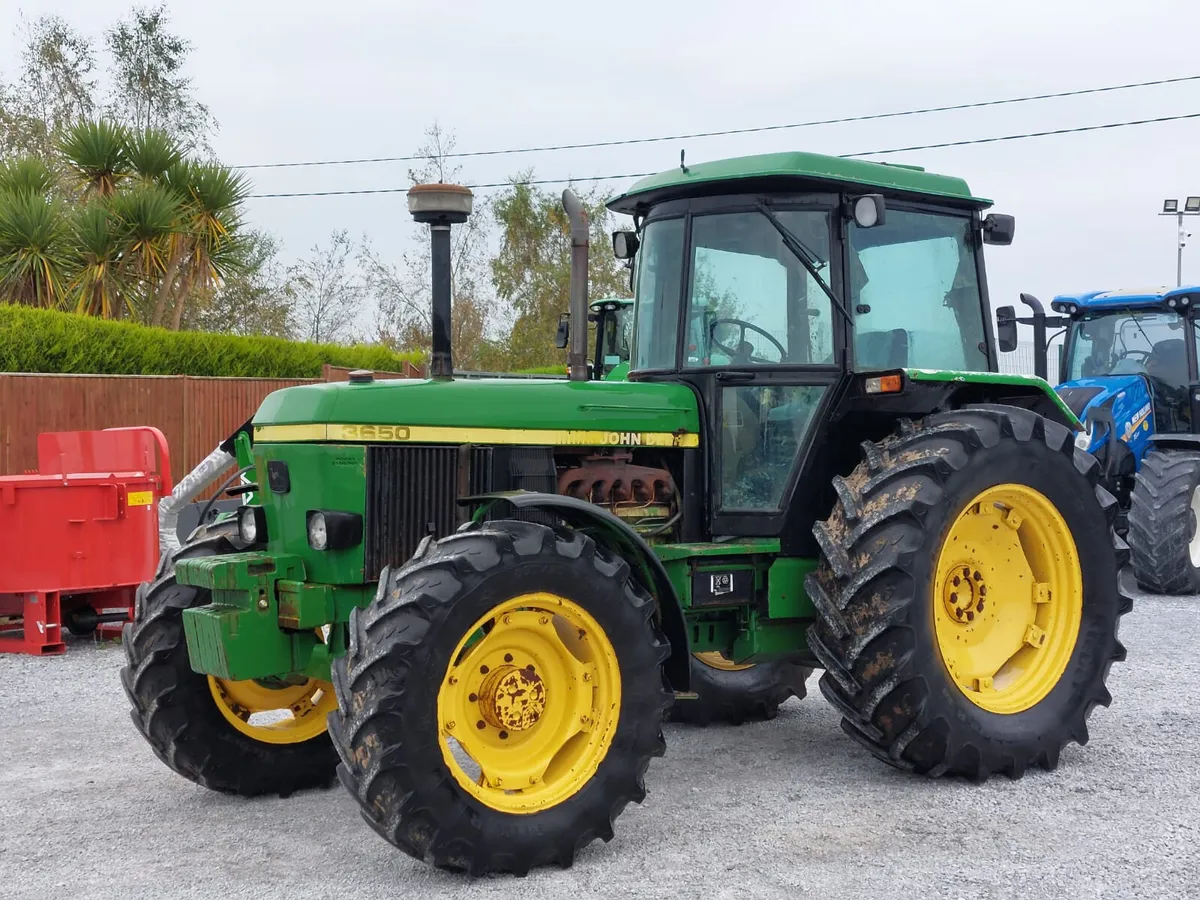 John deere 3050 tractor - Image 1