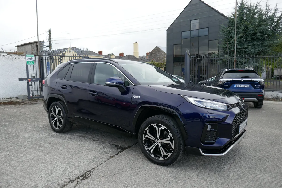 221, SUZUKI ACROSS 2.5 FOUR PHEV AUTO - Image 2