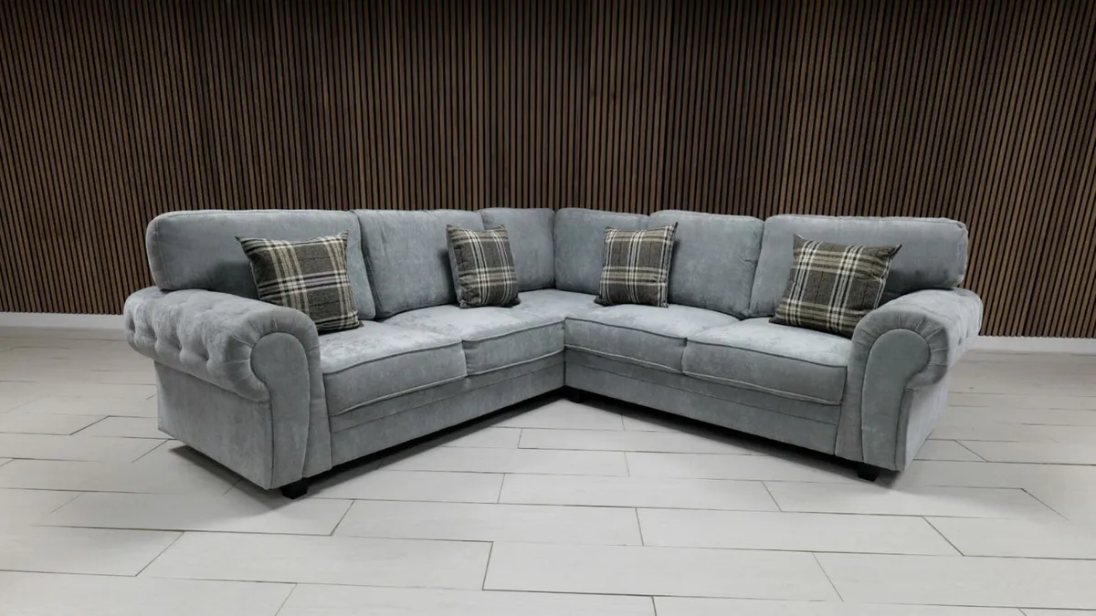 Verona 3/2 Comfortable Sofas - Image 1