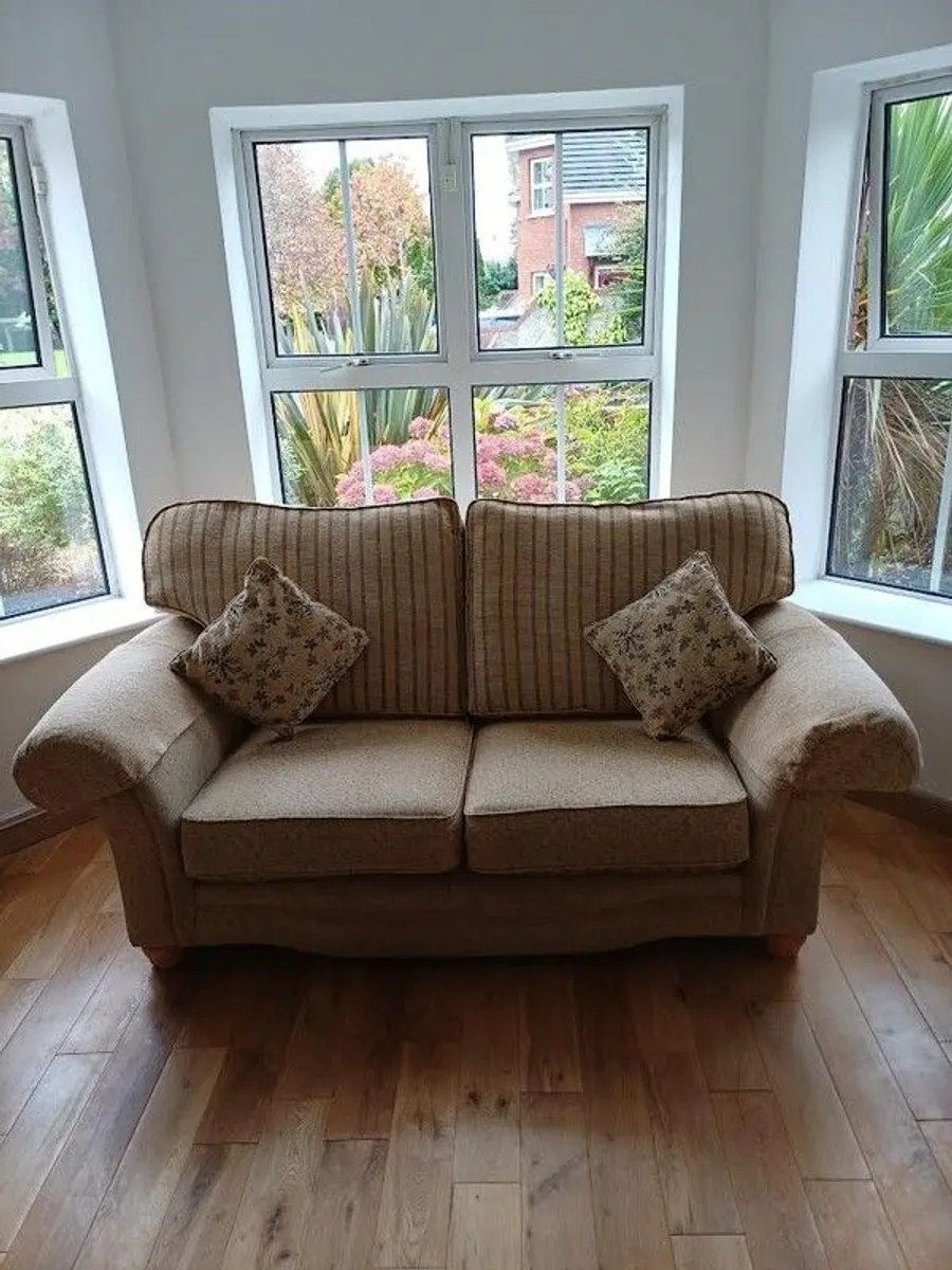 3 Piece Sofa - Image 2
