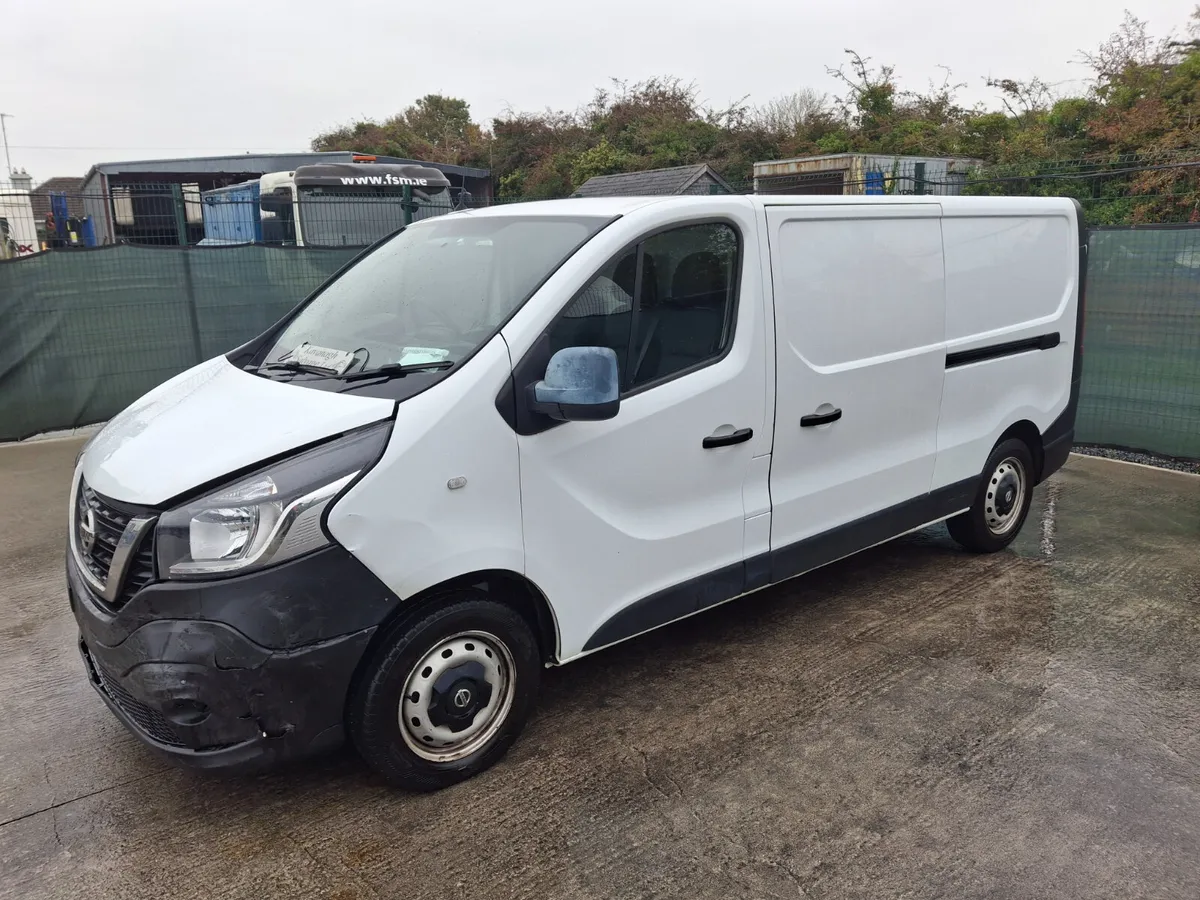 201 Nissan NV300  2.0 Diesel - Image 4