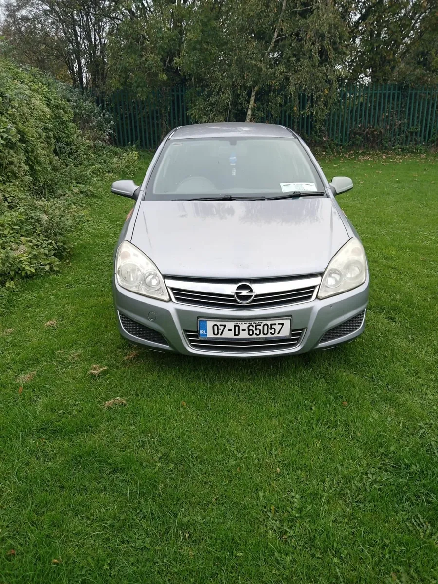 Opel Astra 2007 - Image 1