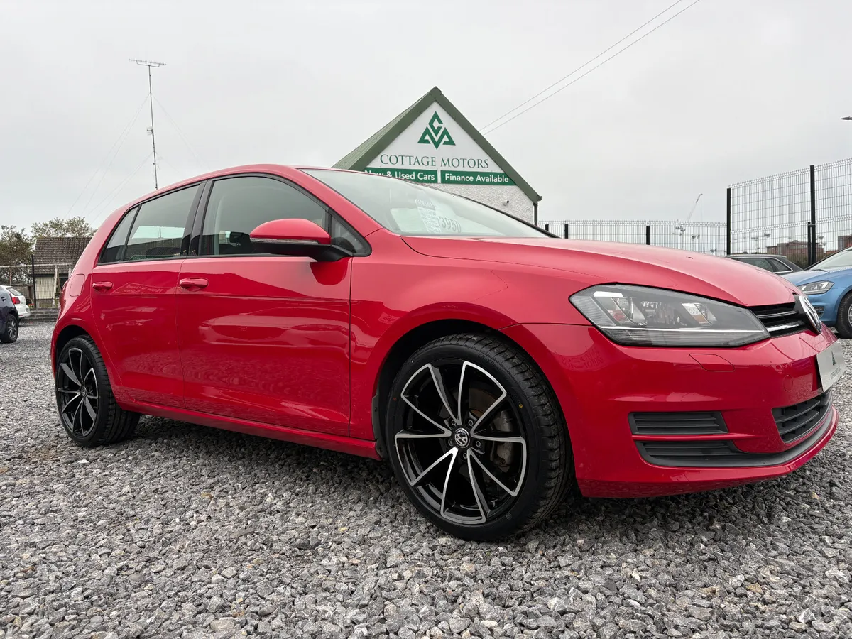 Volkswagen Golf 1.2 TSI AUTO **18"ALLOYS** - Image 3