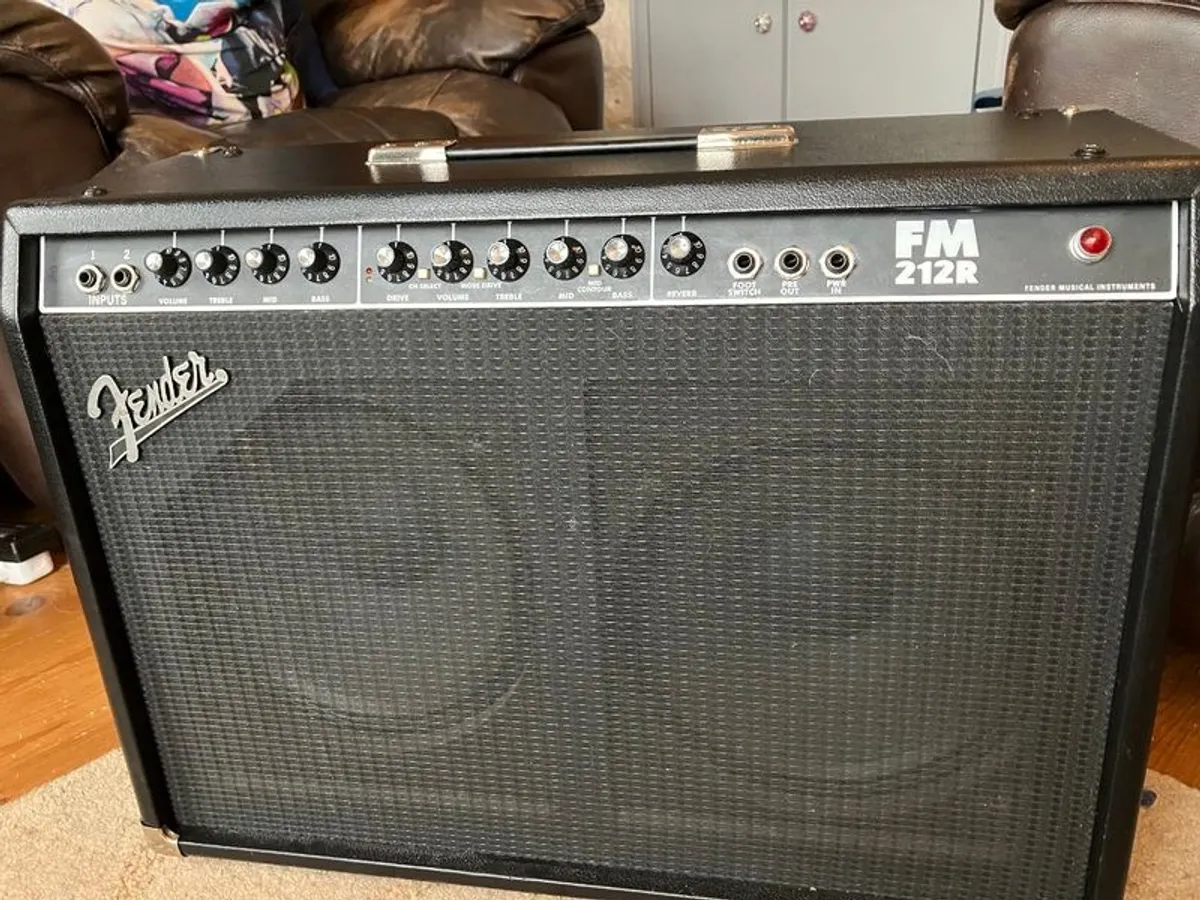 |Fender Frontman 212r