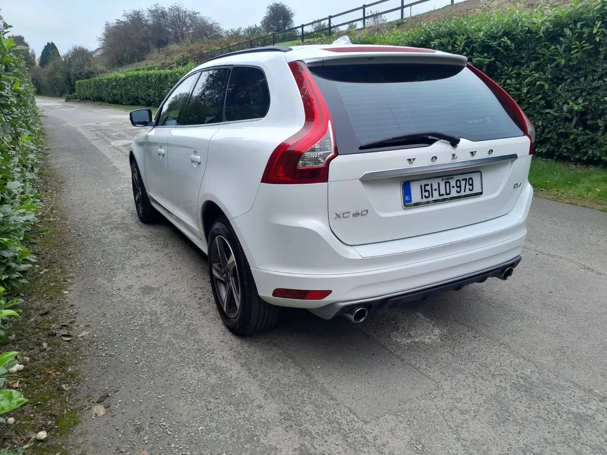 151 VOLVO  XC 60 D4 - Image 4