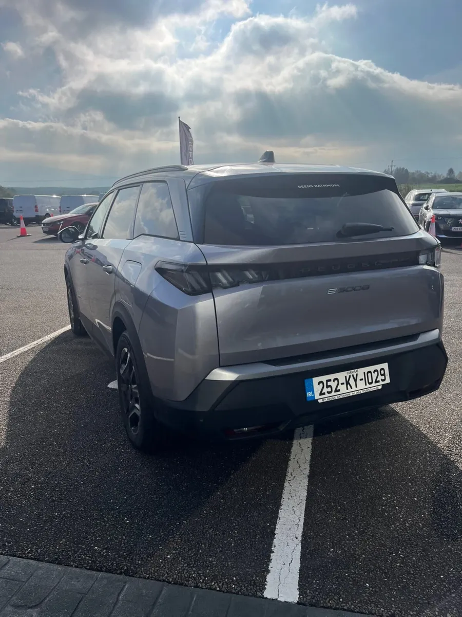 Peugeot 5008 2025 - Image 4