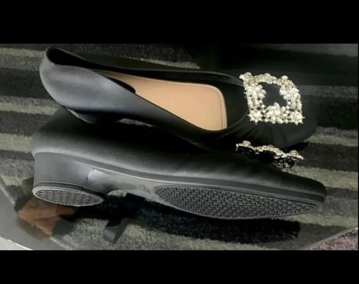 Ladies Shoes Brand New UK.5 - Image 2