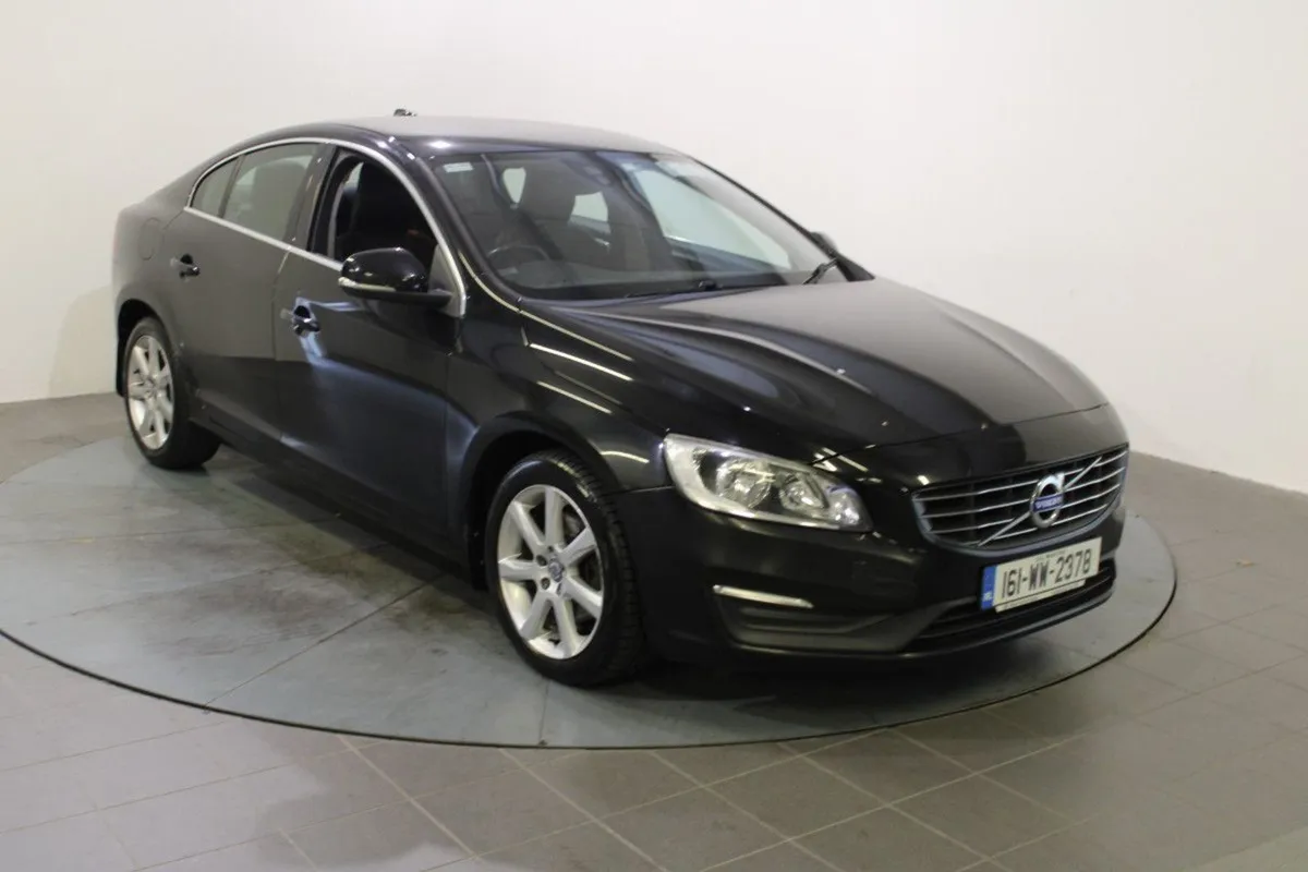 Volvo S60 D3 SE 4DR - Image 1