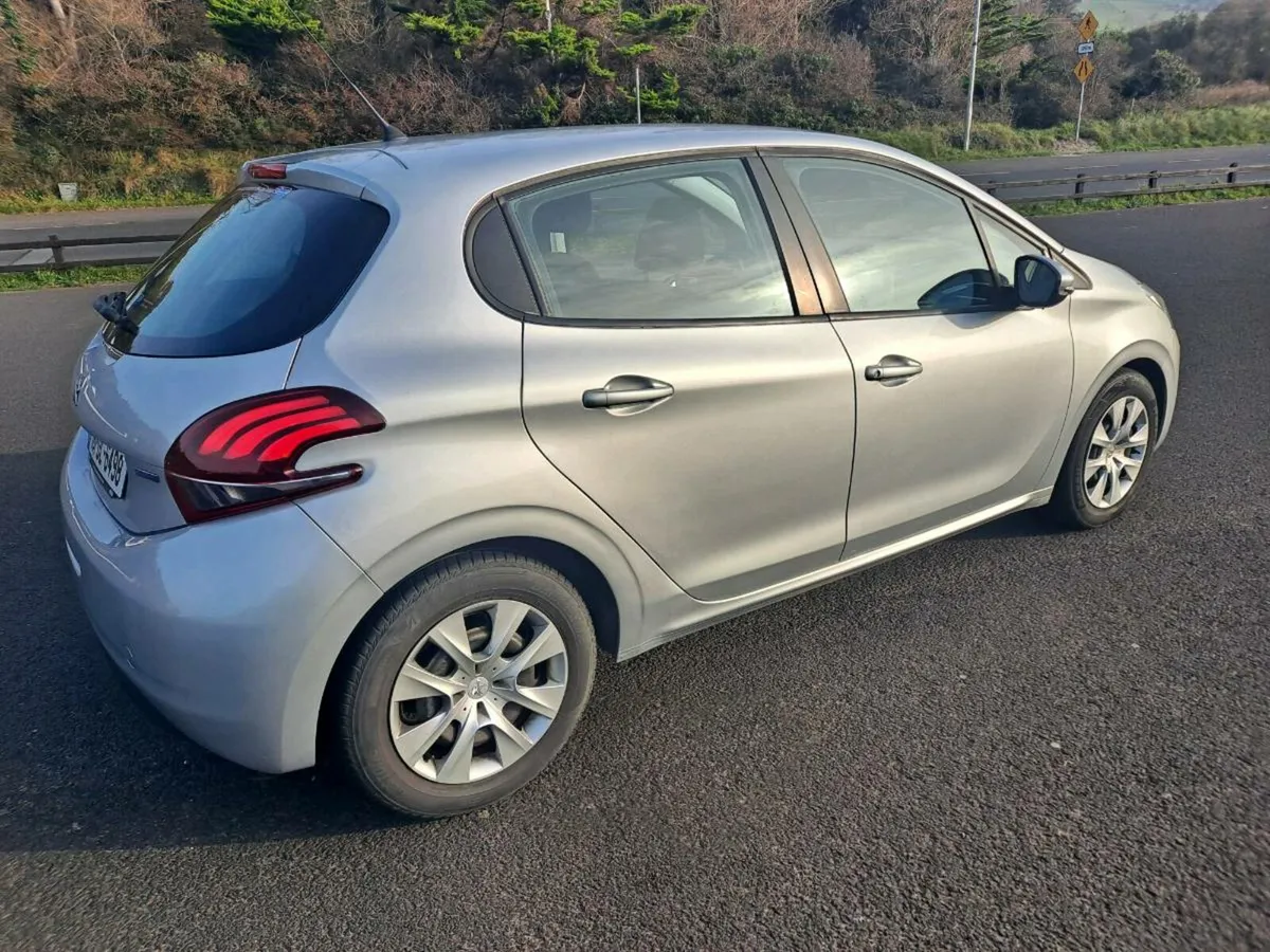 Peugeot 208 1.6 Diesel - Image 4
