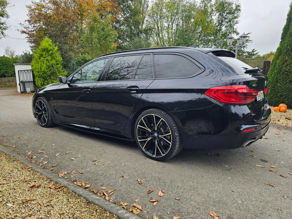 BMW 5-Series 2018 - Image 3