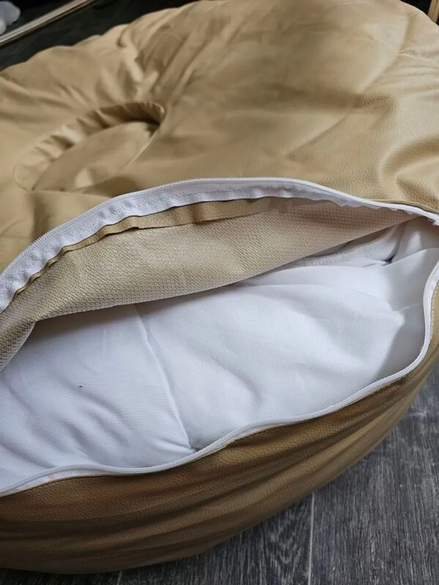 Beanbag - Image 4