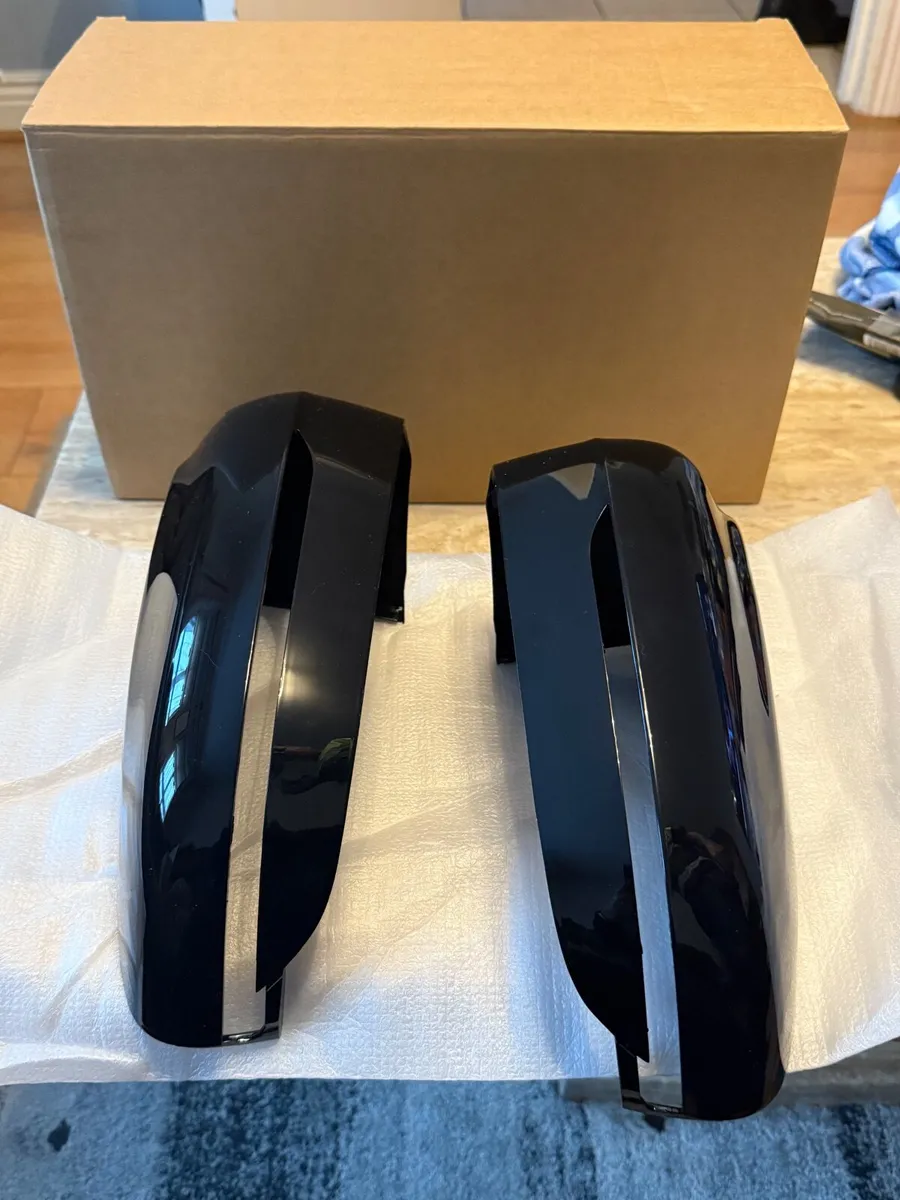 BMW G20/G30 mirror caps(New) - Image 4