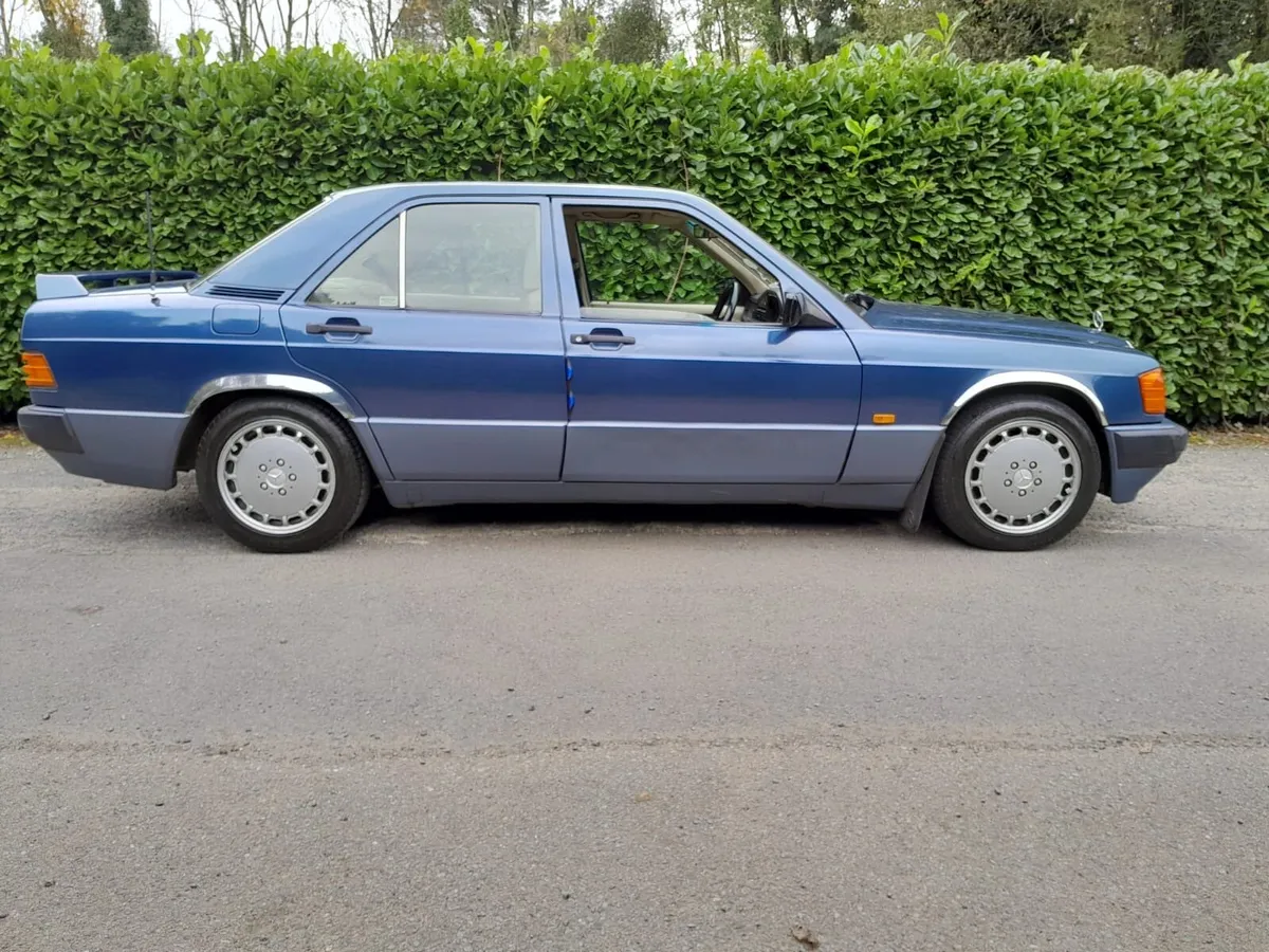 1990 MERCEDES BENZ 190 - Image 1