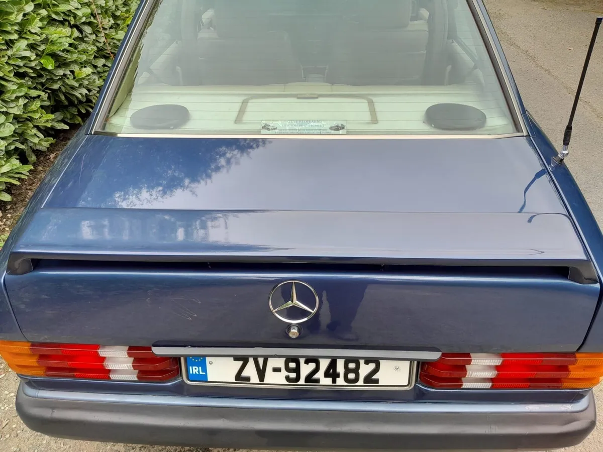 1990 MERCEDES BENZ 190 - Image 3