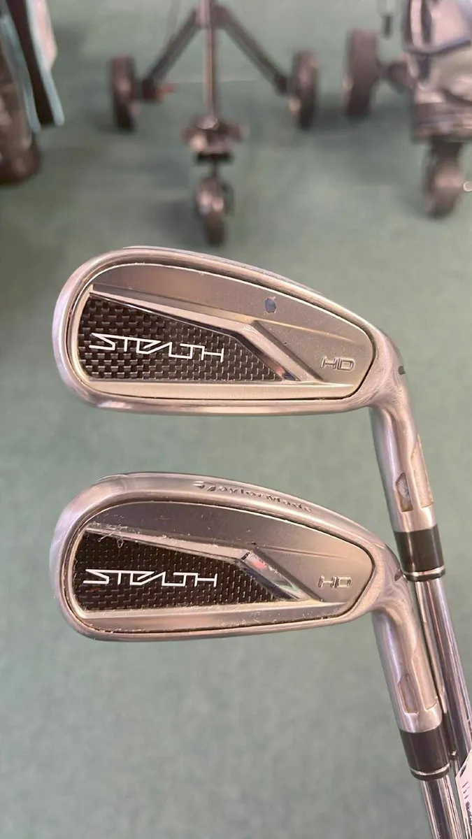 Taylormade Stealth HD 5-SW Regular €599 - Image 2
