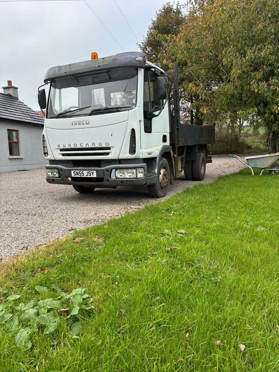 2005 IVECO Tipper - Image 2