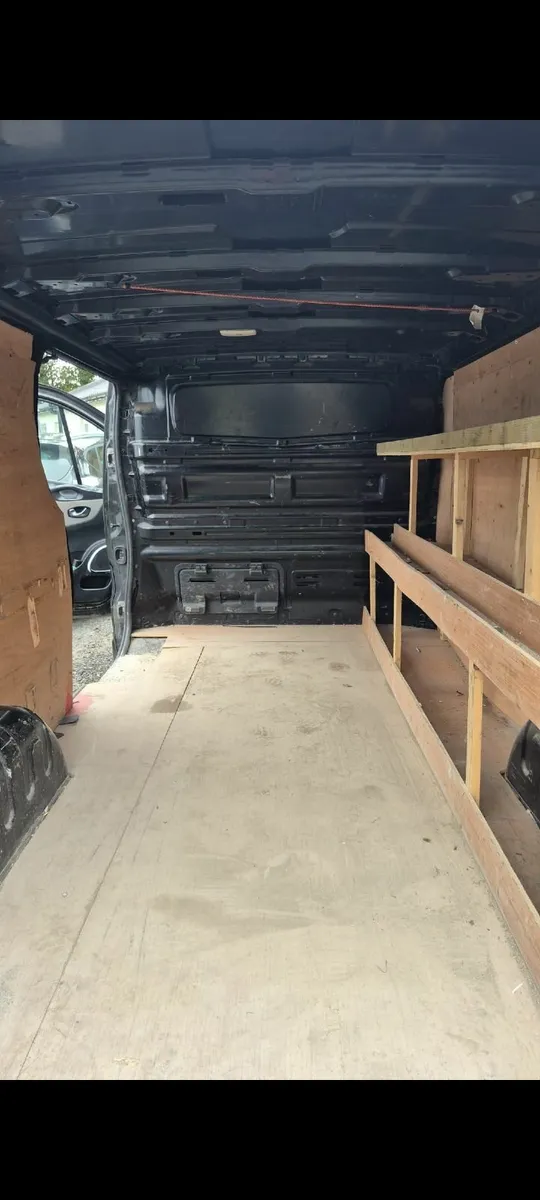 Renault Trafic 2017 - Image 3