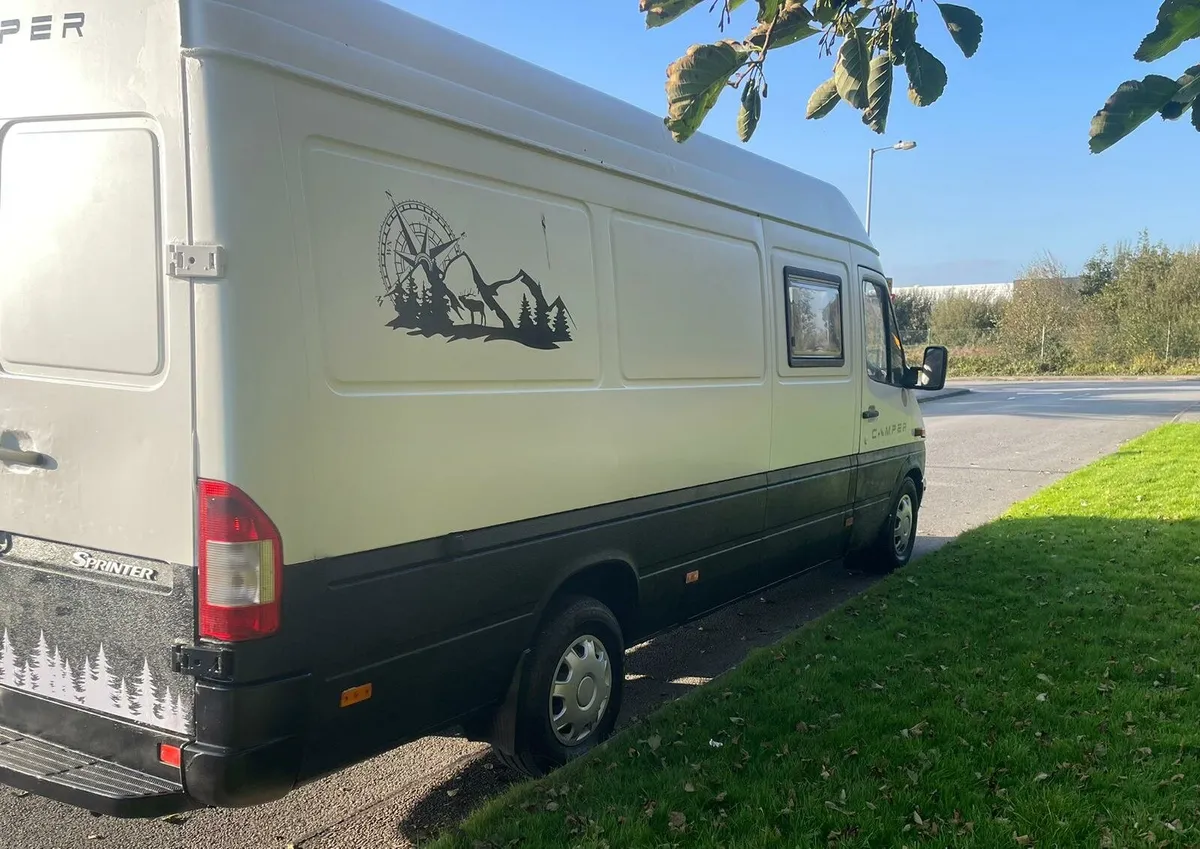 Camper - Image 2