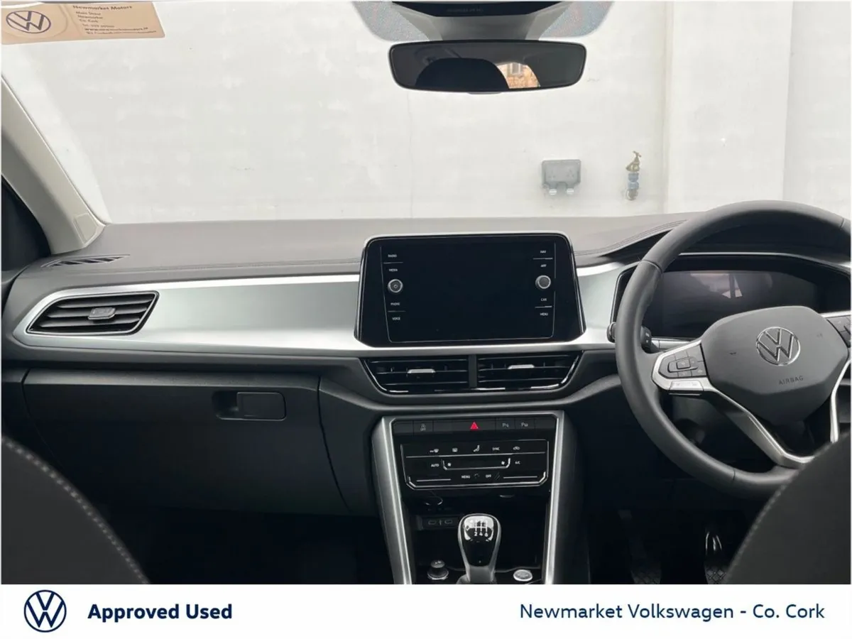 Volkswagen T-Roc Edition 75 2.0tdi M6F 116HP - Image 2