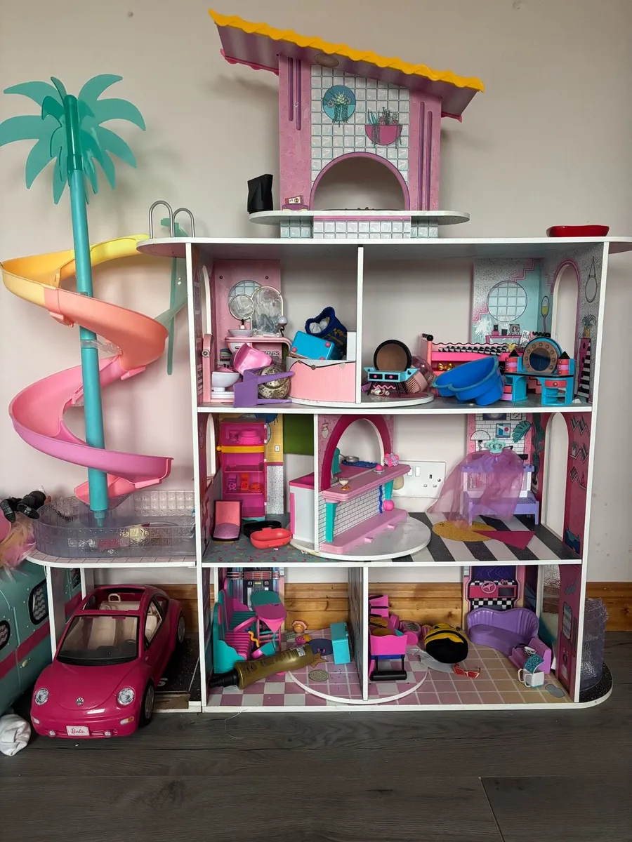 Dolls House - Image 1