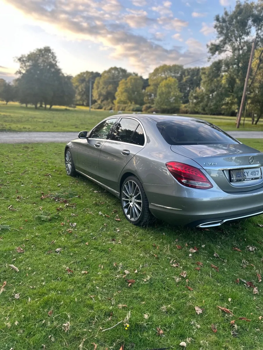 Mercedes-Benz C-Class 2015 - Image 2