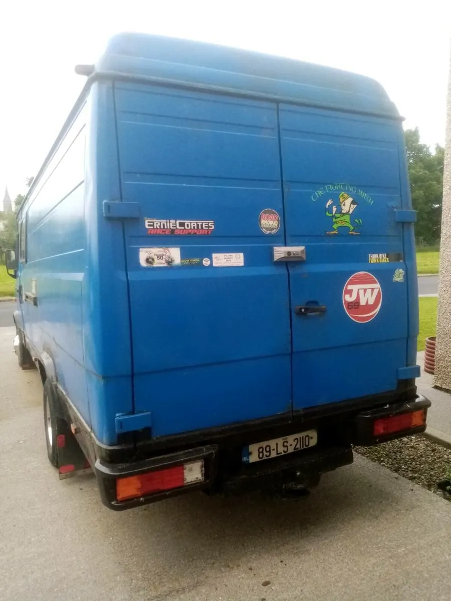 Camper - Image 3