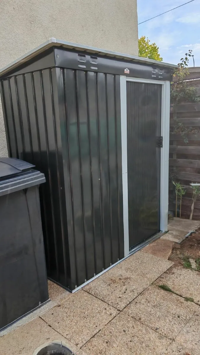 Metal Shed - Image 4