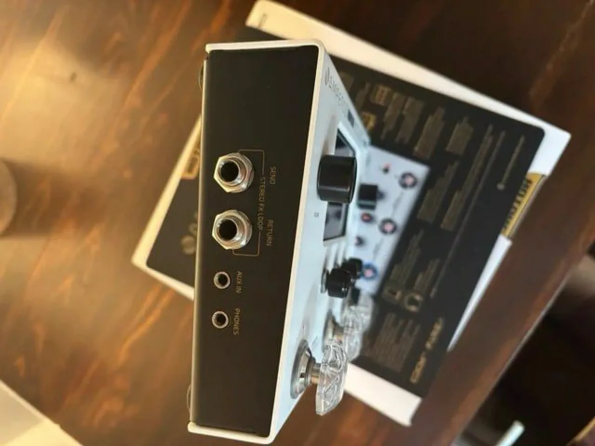 Hotone Ampero II Stomp Like New Fully Working - Image 3