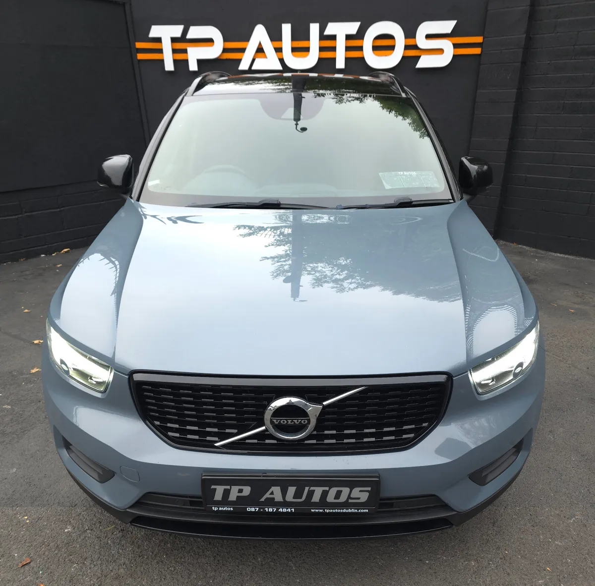 Volvo XC40 2021 - Image 2